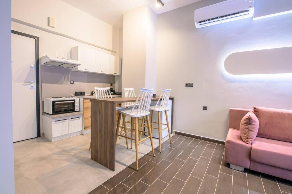 Luxury Central Apartment 4,1 Larissa Luaran gambar