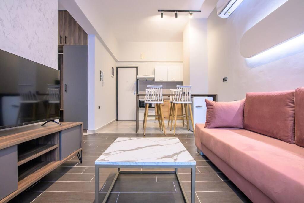 Luxury Central Apartment 4,1 Larissa Luaran gambar